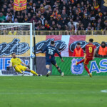 Pietro Iemmello gol during US Catanzaro vs AC Reggiana, Italian soccer Serie B match in Catanzaro, Italy, March 2 2025