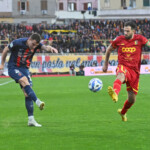 Tommaso Fumagalli and Pietro Iemmello during US Catanzaro vs AC Reggiana, Italian soccer Serie B match in Catanzaro, Italy, March 2 2025