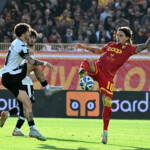 Jacopo Petriccione and Mirko Antonucci during the Italian Serie B match between Catanzaro vs Cesena at Nicola Ceravolo Stadium on May, 17 2025 in Catanzaro, Italy