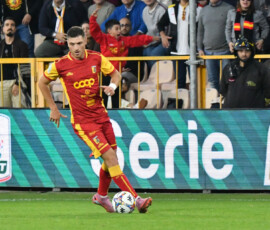 Luca Pandolfi during the Serie BKT match between Us Catanzaro 1929 and Venezia Fc at Stadio Nicola Ceravolo in Catanzaro, Italy, on November 2, 2025.