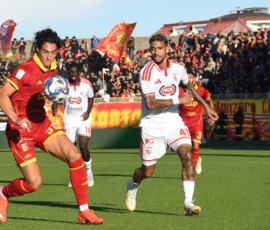 IPA89566275 - CATANZARO, ITALY - OCTOBER 11: Gabriel Arditi and Jonathan Silva during the Serie BKT match between Us Catanzaro vs Mantova 1911 at Stadio Nicola Ceravolo on October 2026 in Catanzaro, Italy.