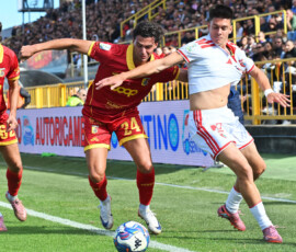 IPA89567304 - CATANZARO, ITALY - OCTOBER 11: Marco Ruggero and Rares Ilie during the Serie BKT match between Us Catanzaro vs Mantova 1911 at Stadio Nicola Ceravolo on October 2026 in Catanzaro, Italy.