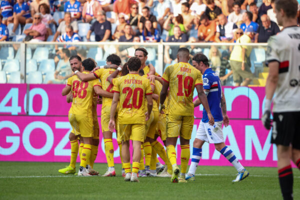 IPA88717766 - Serie B, Day 5, Stadio Ferraris, Genova, Sampdoria - Catanzaro, in the photo: exultation Catanzaro